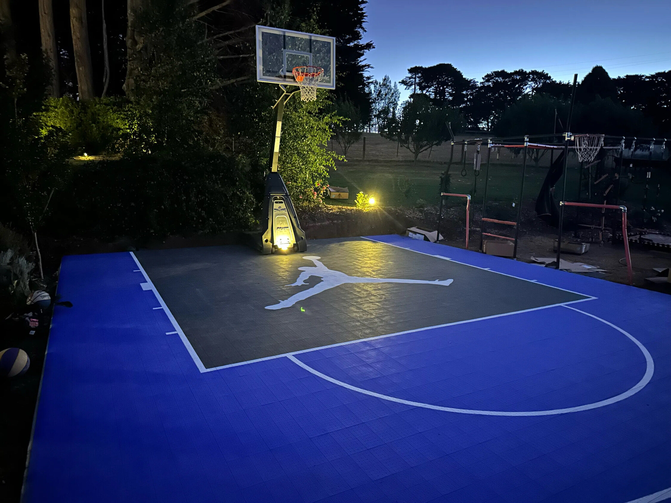 澳大利亞私人后院球場(chǎng)