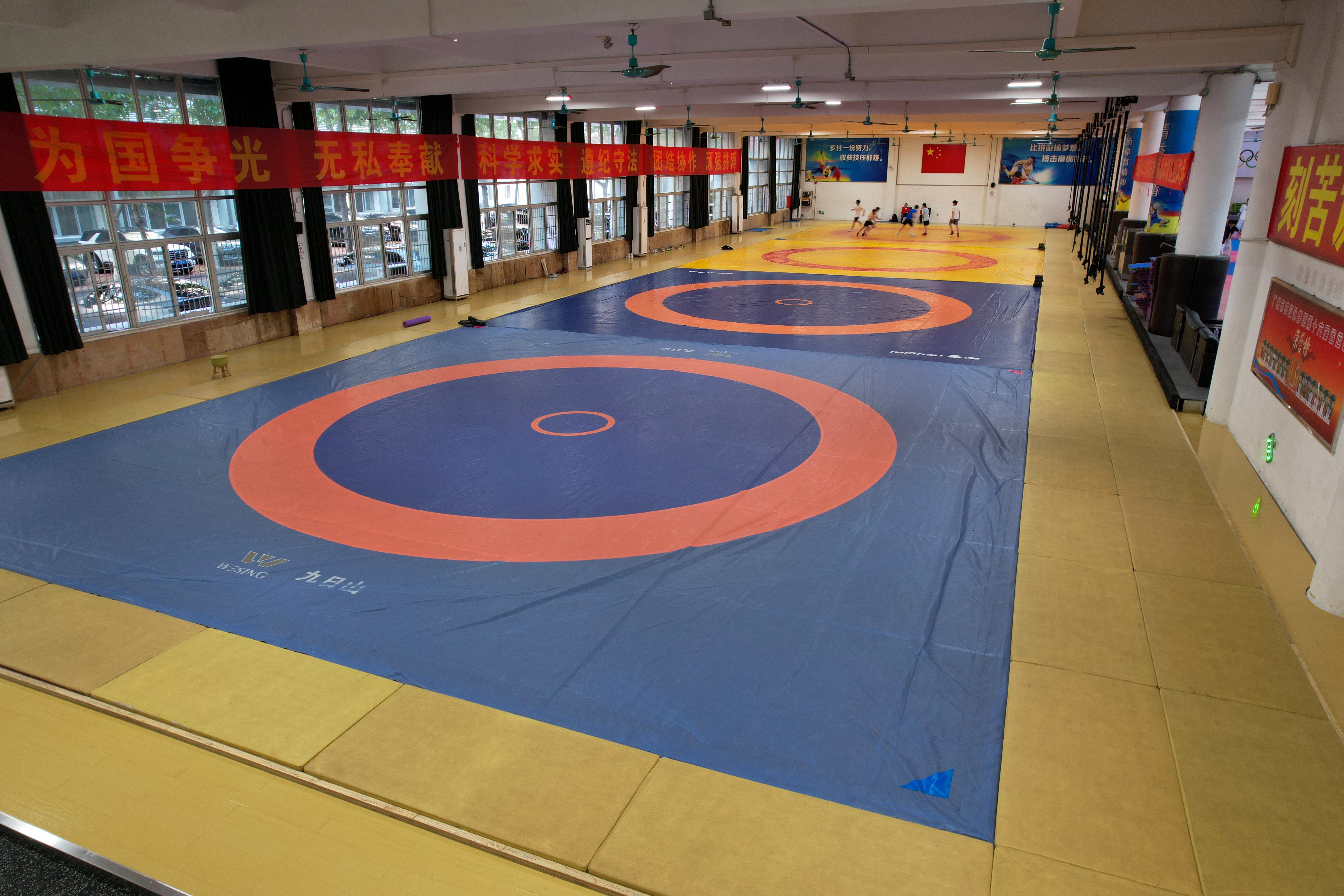 廣州體育職業(yè)技術(shù)學(xué)院摔跤館