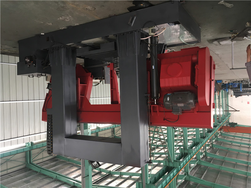 全自動(dòng)鋸床有哪些性能特點(diǎn)？適用于哪些行業(yè)？